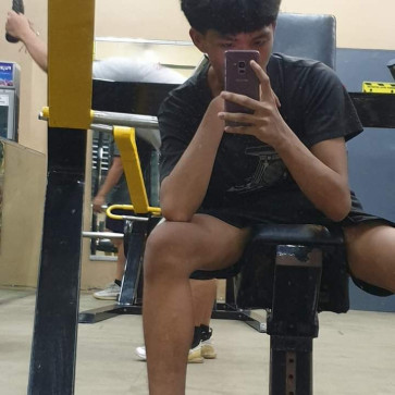 JONATHAN RINES, 18, Philippines