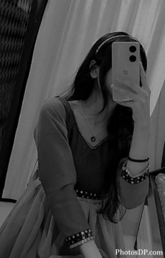 Shriya, 18, India