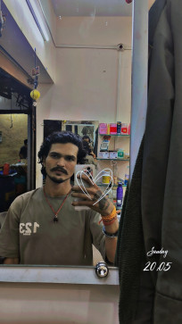 Mastan 99, 18, India