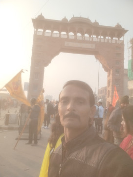 Raj Soni, 40, India