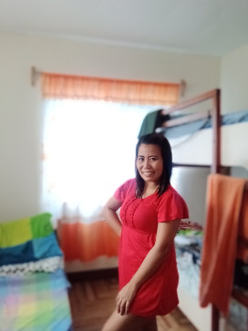 Eigna Ofonitse, 29, Philippines