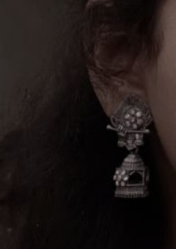 Neha, 20, India