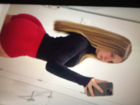 Nora Maria, 18, Seychelles