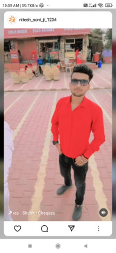 Nana, 20, India