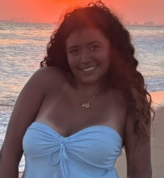 Emily, 18, United States