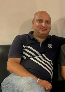 Nishant, 43, India