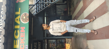Sam Khan, 18, India