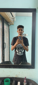Kingfisher, 26, India