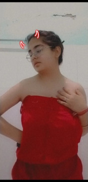 Garvita, 19, India