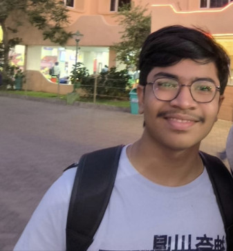 Madhav Dasari, 18, India