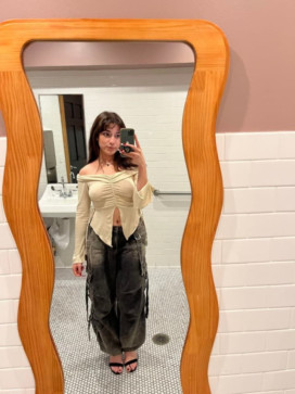 Almira Nicole, 23, United States