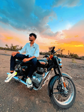 Rockey, 24, India