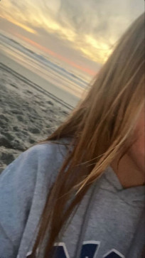 Charlotte, 19, United States