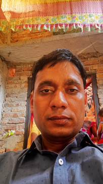 Manoj Kumar, 35, India