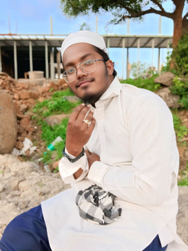 MR KING, 24, India
