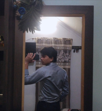 Akdas, 18, India