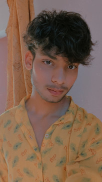 Krish, 19, India