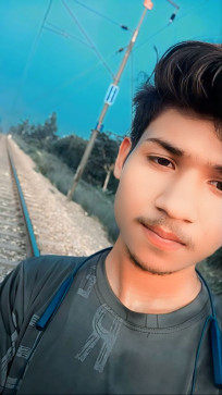 Prince, 18, India