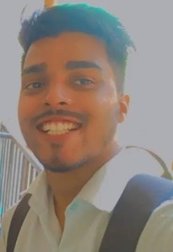 Zeeshan, 27, India