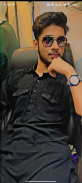 Albaab Akhtar, 24, India