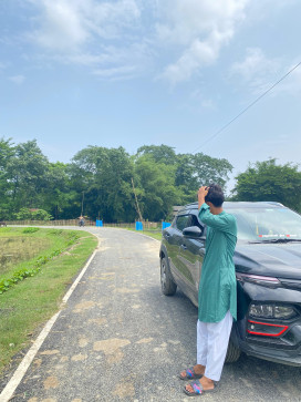Sanu, 21, India