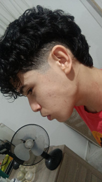 L, 19, United States