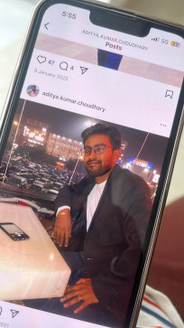 Pagal, 20, India