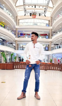 Deepak Sahu, 22, India