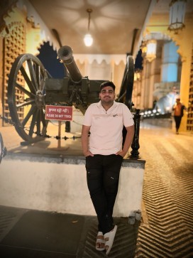Dhvanit Prajapati, 18, India