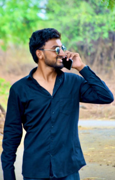 Nakul Sagar, 18, India