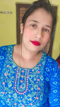 Sriya, 25, India