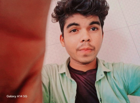 Lavkush Roy, 18, India