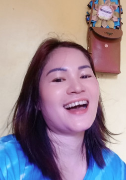 Mari, 43, Philippines