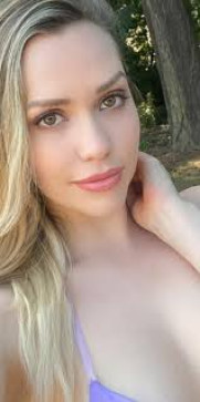 Christyn Faith, 27, United States