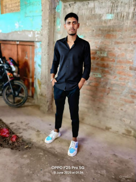 Vinit Kumar, 18, India
