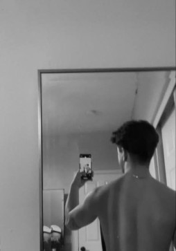 Guyyy, 21, India