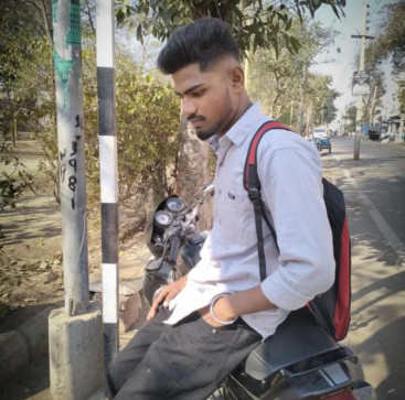 Manveer Dhillon, 18, Canada