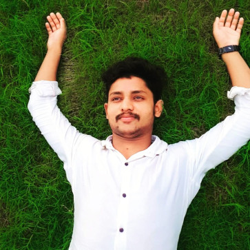 Monis, 19, India