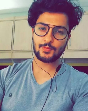 Aayush, 28, India