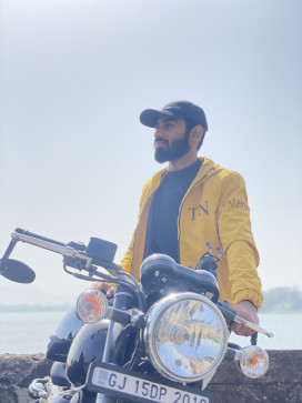 Satish Bhanushali, 25, India