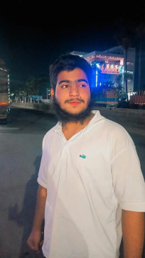 Omer Bawazeer, 18, India