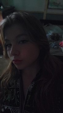 Mae, 18, United States