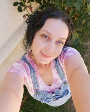 Becky, 39, United States