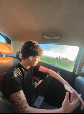 Omaar, 19, Tunisia