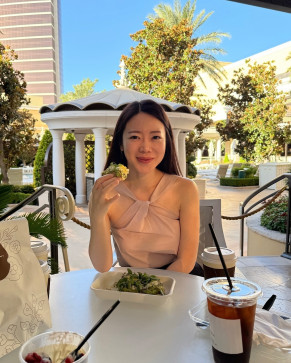Grace, 34, United States