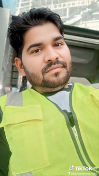 Misterali 786, 18, India