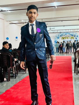 Rggg, 18, India