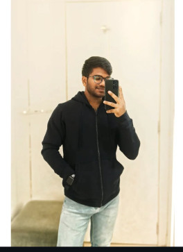 Muz, 20, India