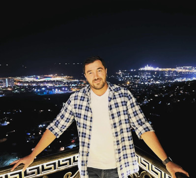 Arman Hasenov, 43, Kazakhstan