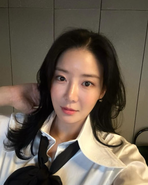 Lvy Kim, 34, United States